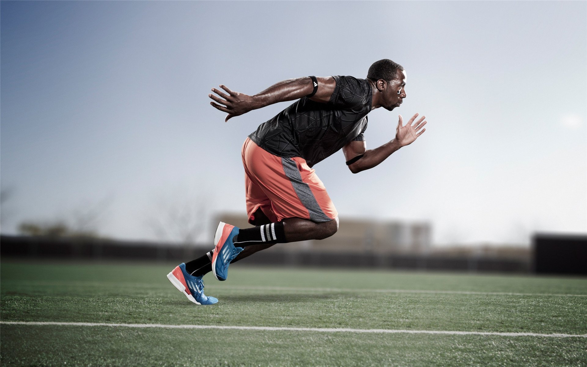 开云官网APP下载-国足备战亚洲强敌训练气氛紧张,国足惊险晋级亚洲杯