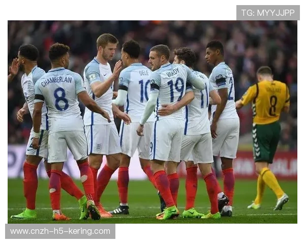 加拿大与英格兰同组后，小组竞争强度引发全国关注：热潮背后的品牌机遇